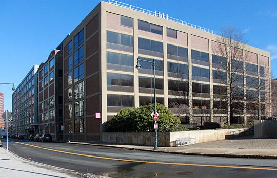 Buildings E17 and E18 facade photo